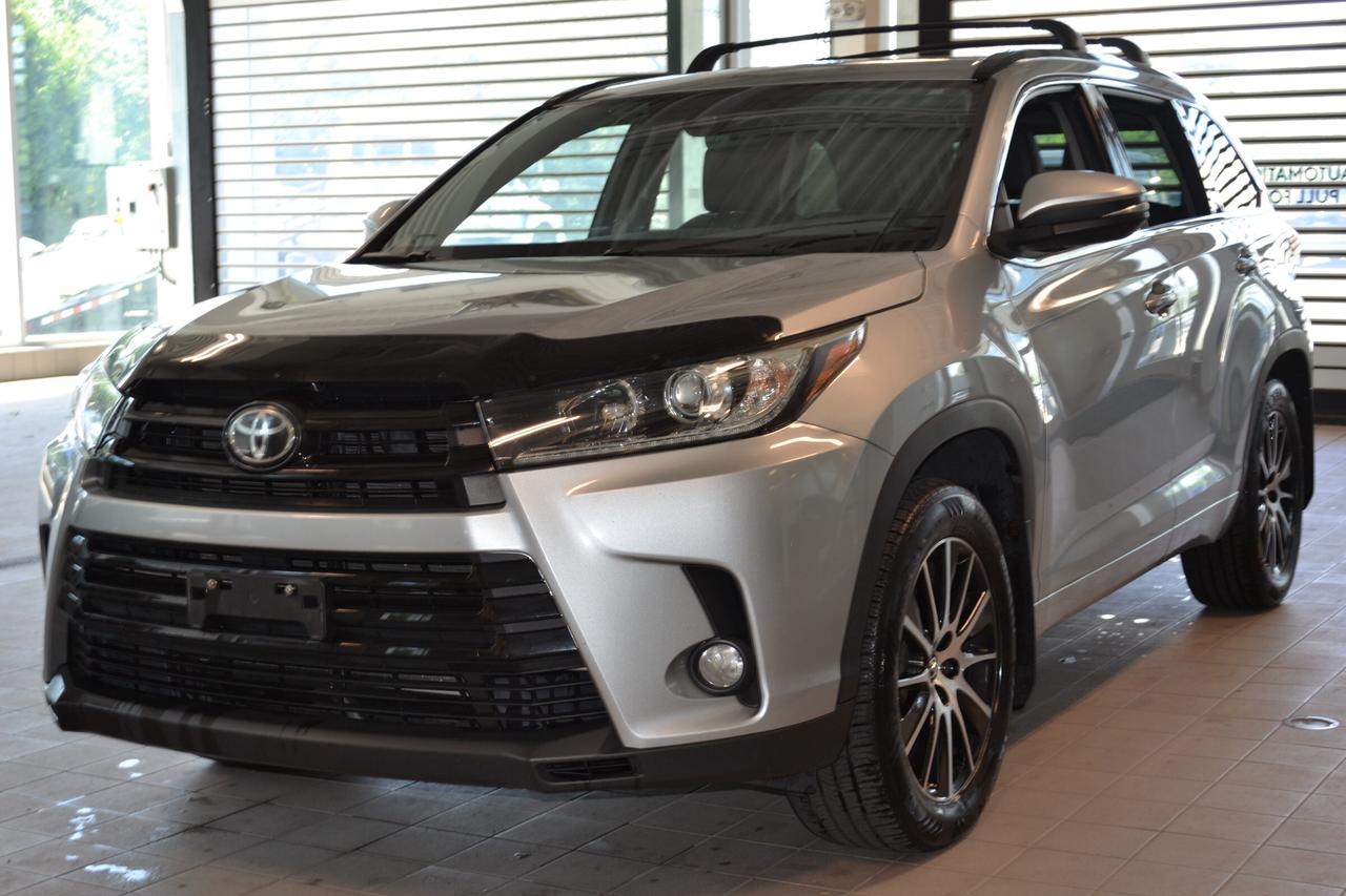 2017 Toyota Highlander AWD 4DR XLE Photo0