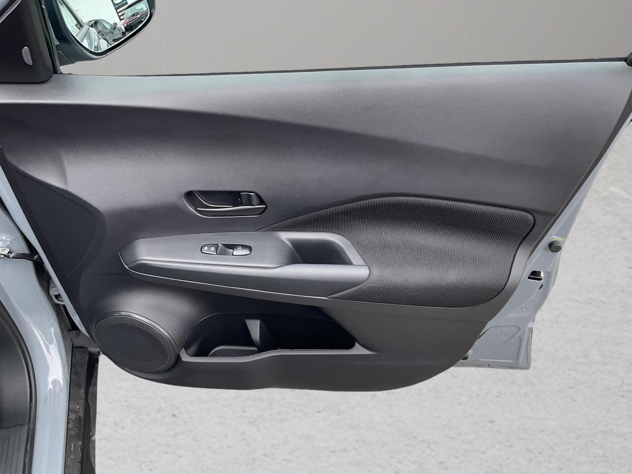 2025 Nissan Kicks Play S 4dr Front-Wheel Drive Photo