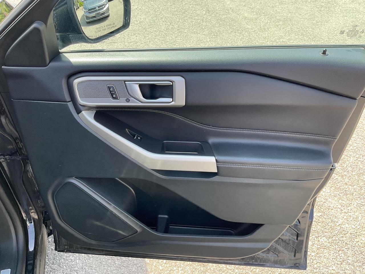 2024 Ford Explorer Limited 4dr 4x4 Photo