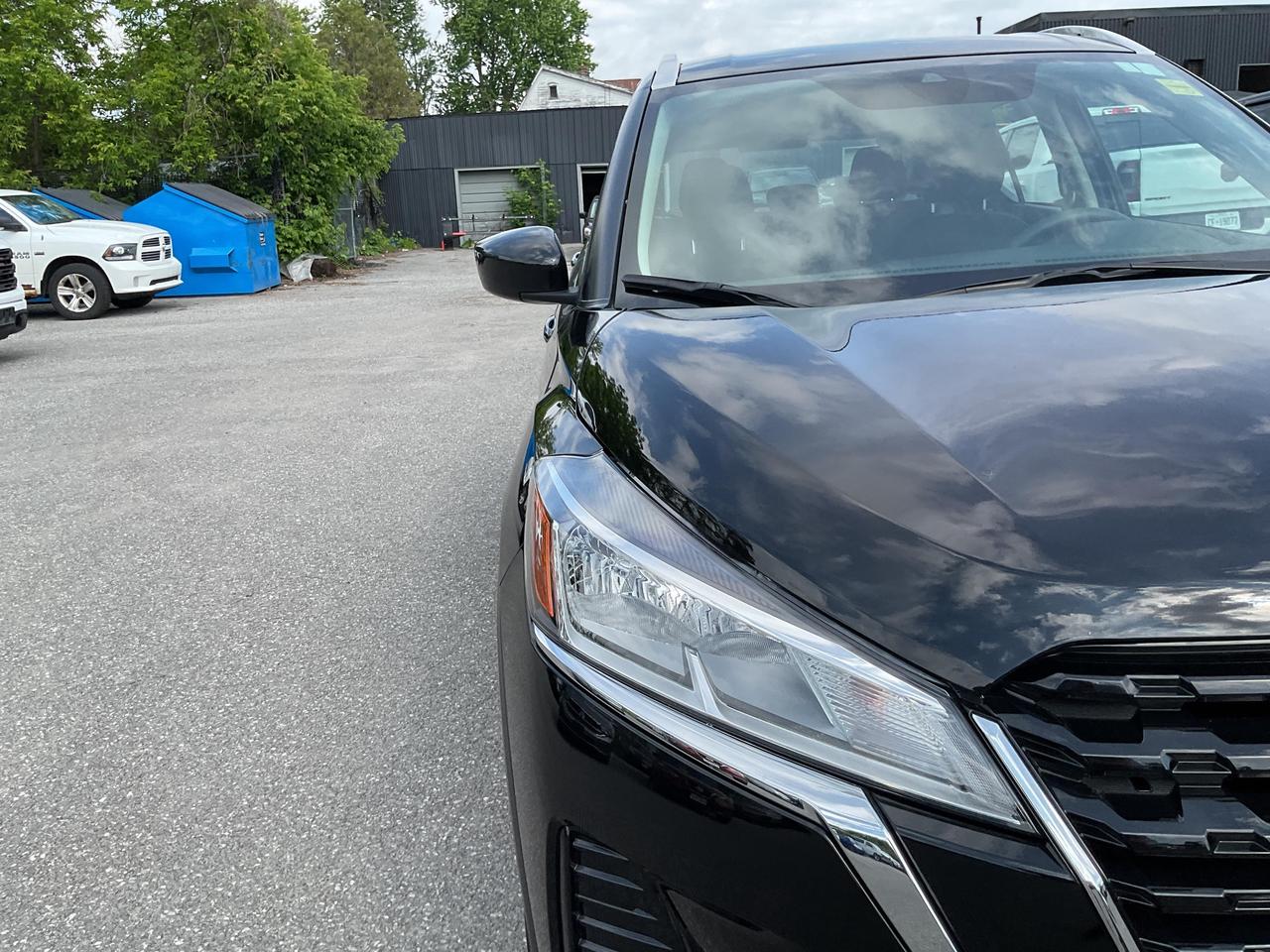 2024 Nissan Kicks SV 4dr Front-Wheel Drive Photo