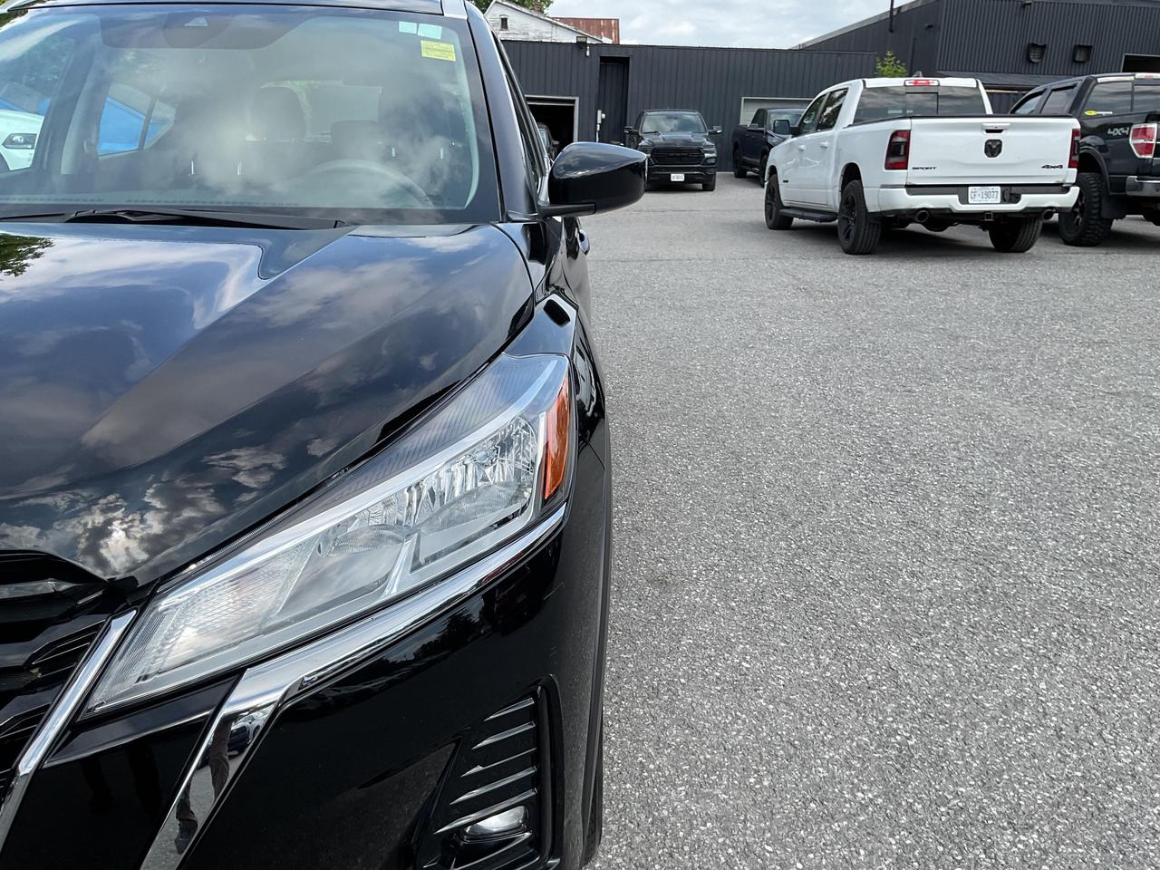 2024 Nissan Kicks SV 4dr Front-Wheel Drive Photo