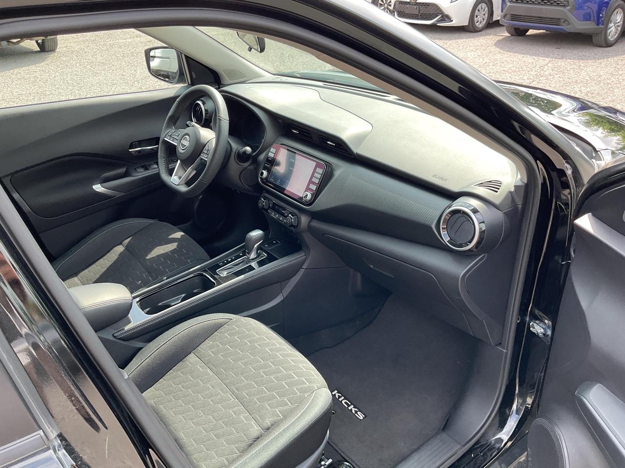 2024 Nissan Kicks SV 4dr Front-Wheel Drive Photo