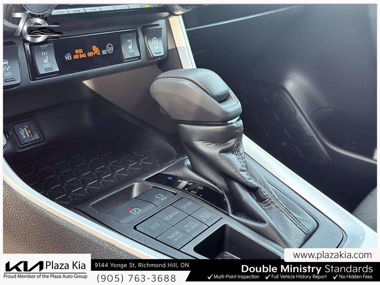 2023 Toyota RAV4 XLE Photo