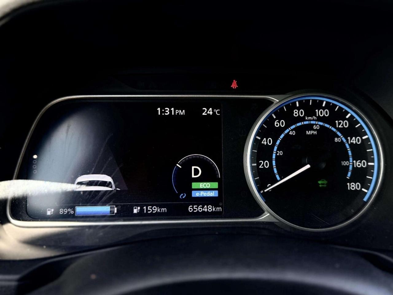 2021 Nissan Leaf SV Photo