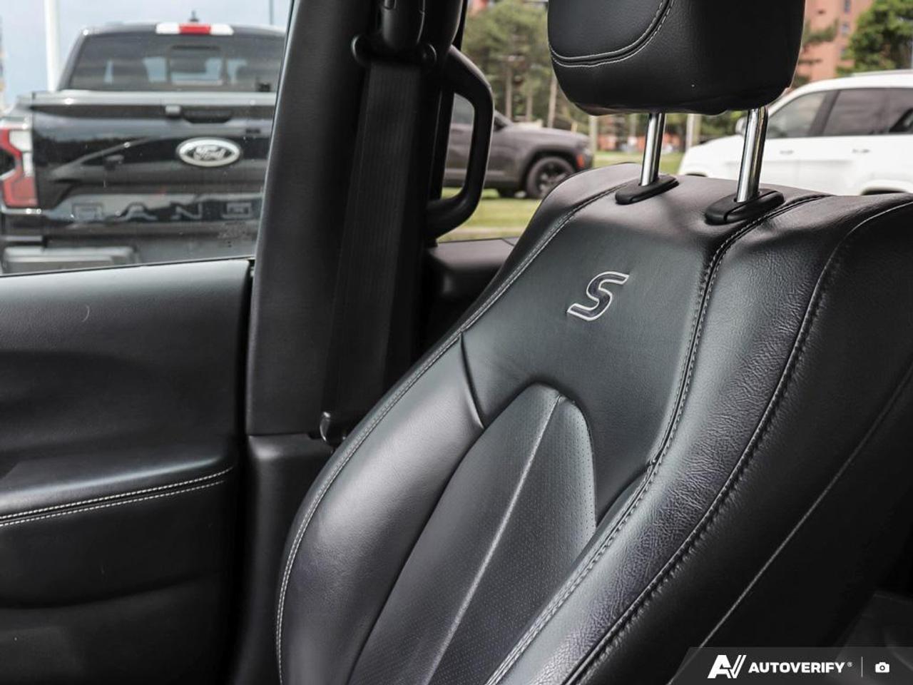 2021 Chrysler Pacifica Touring-L All-Wheel Drive Passenger Van Photo