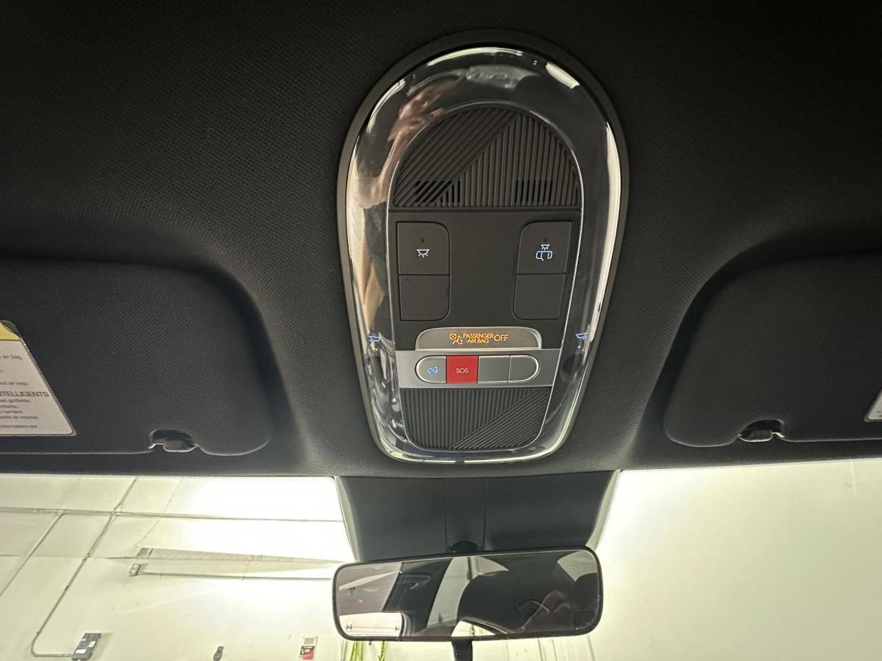 2024 Hyundai IONIQ 6 Preferred Long Range - PREFERRED/AWD/LONG RANGE/OFF 1 OWNER LEASE! Photo