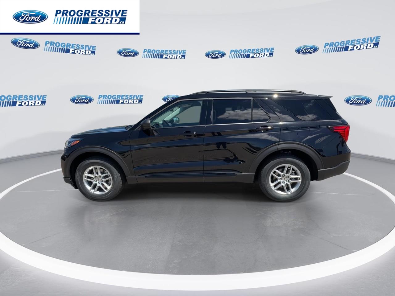 2026 Ford Explorer Active 4dr 4x4 Photo
