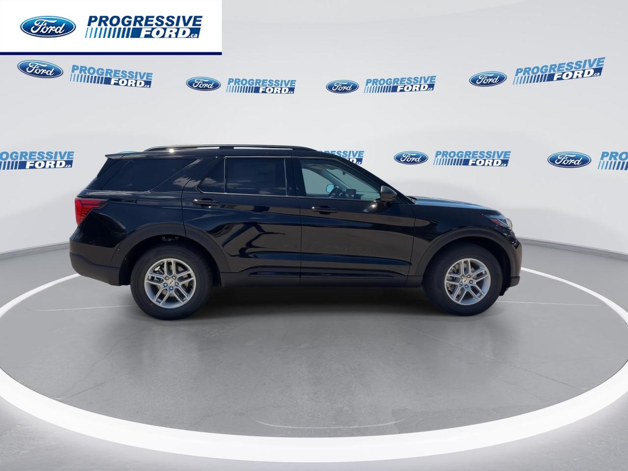 2026 Ford Explorer Active 4dr 4x4 Photo