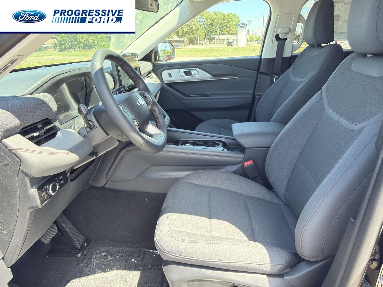 2026 Ford Explorer Active 4dr 4x4 Photo