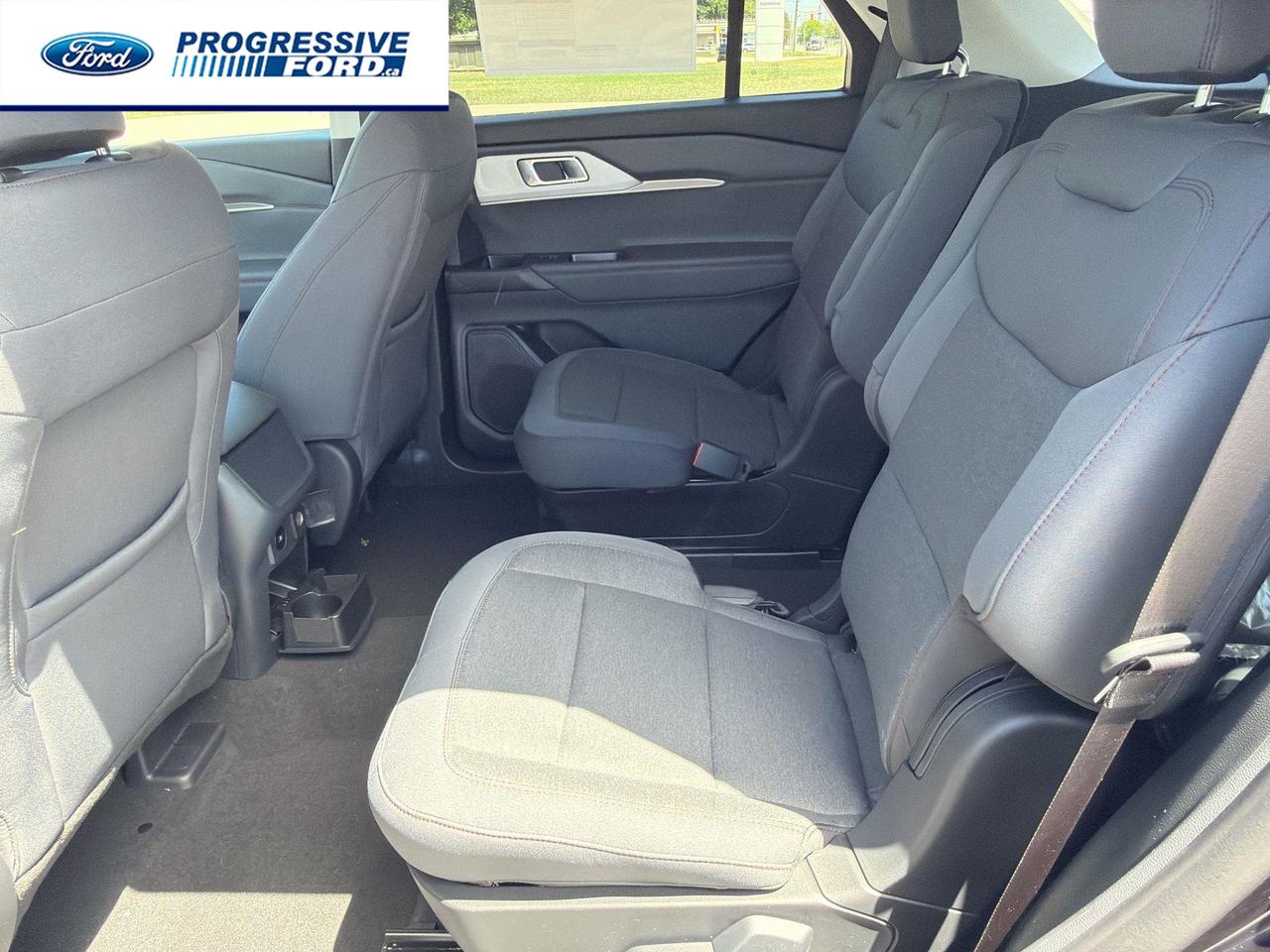 2026 Ford Explorer Active 4dr 4x4 Photo