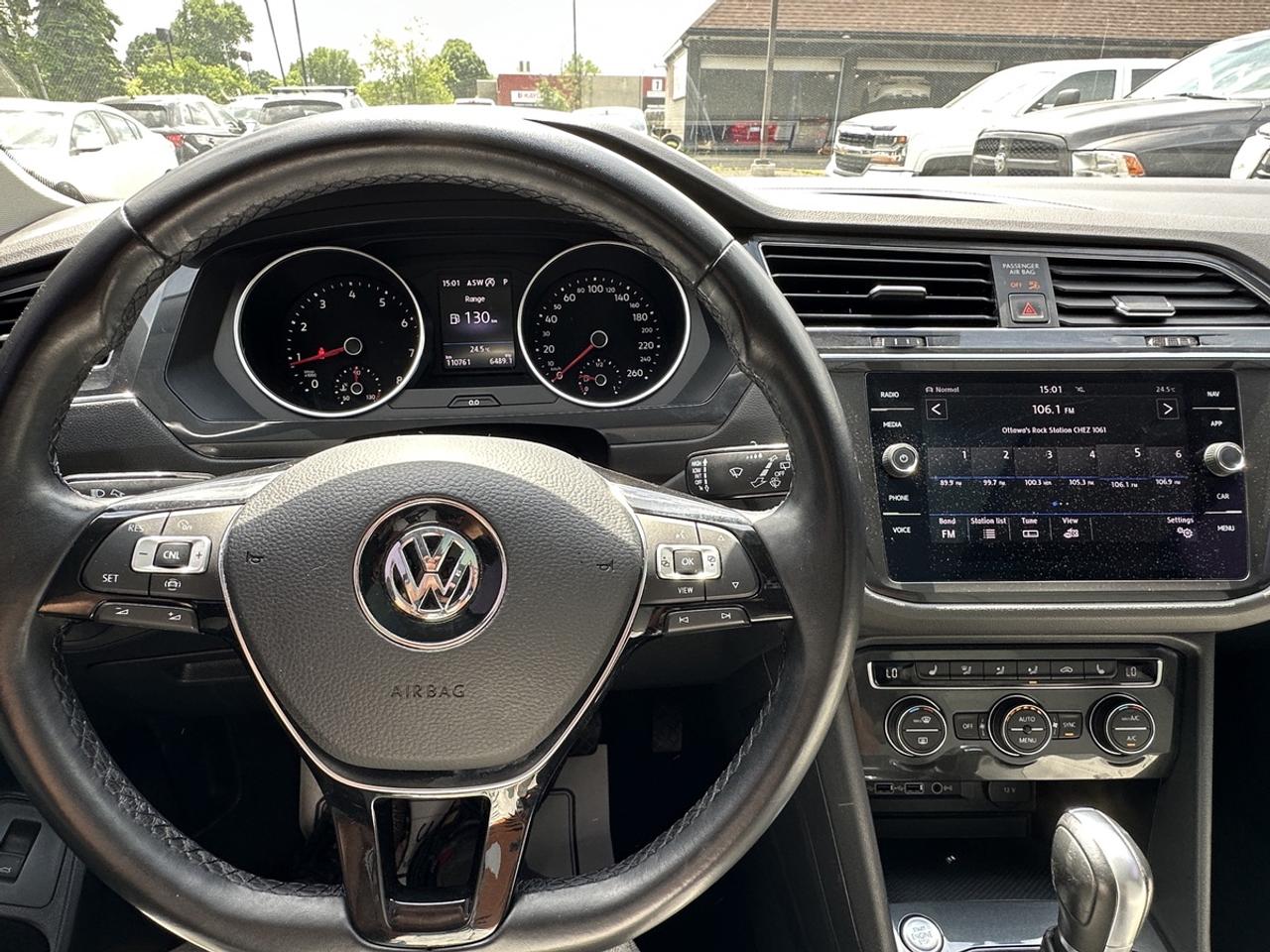 2019 Volkswagen Tiguan *RARE GREEN ON WHITE INTERIOR* NEW BRAKES* Photo