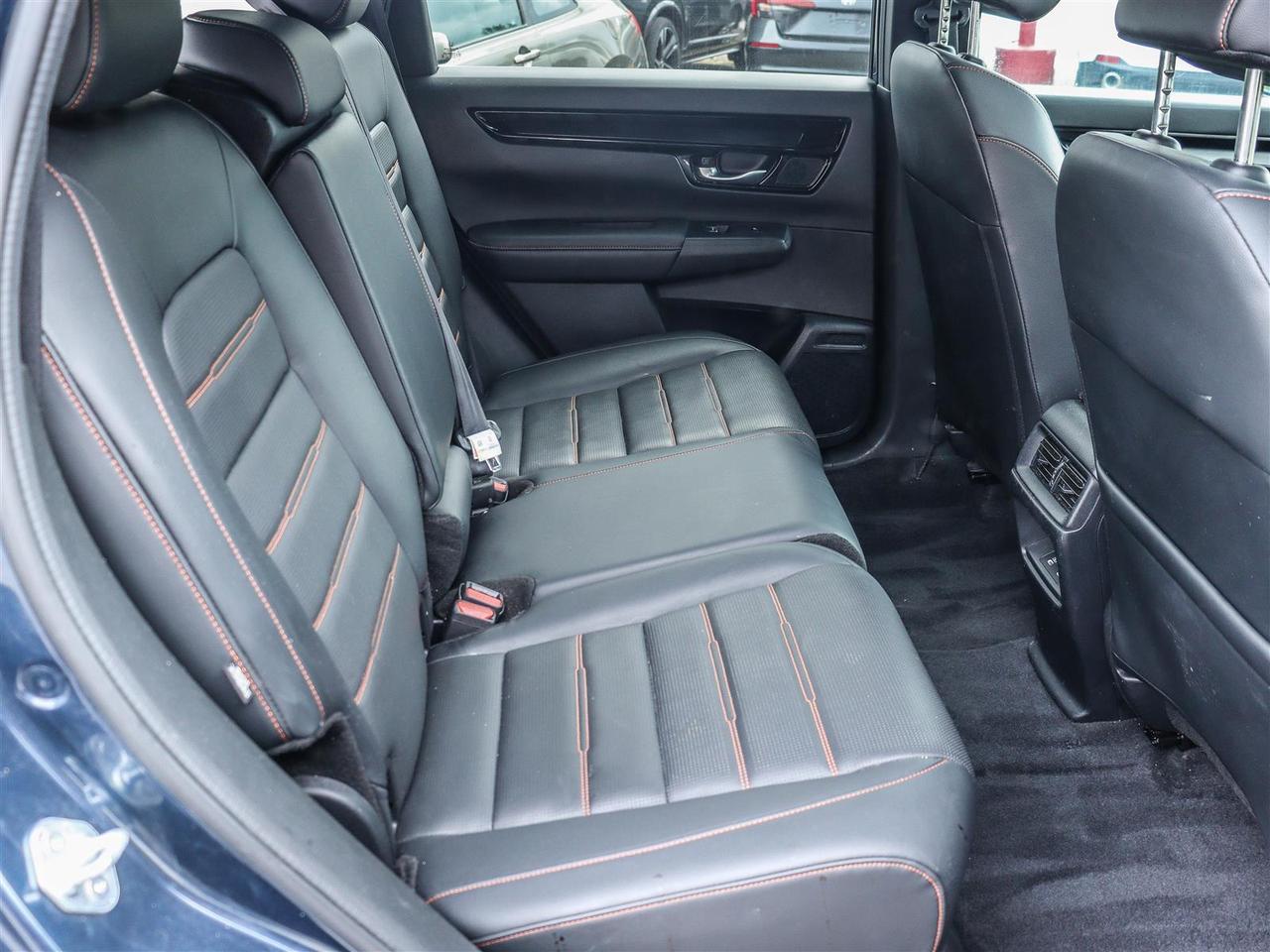 2023 Honda CR-V Hybrid Touring LEATHER NAVI SUNROOF Photo
