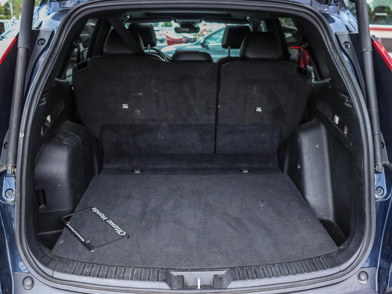 2023 Honda CR-V Hybrid Touring LEATHER NAVI SUNROOF Photo