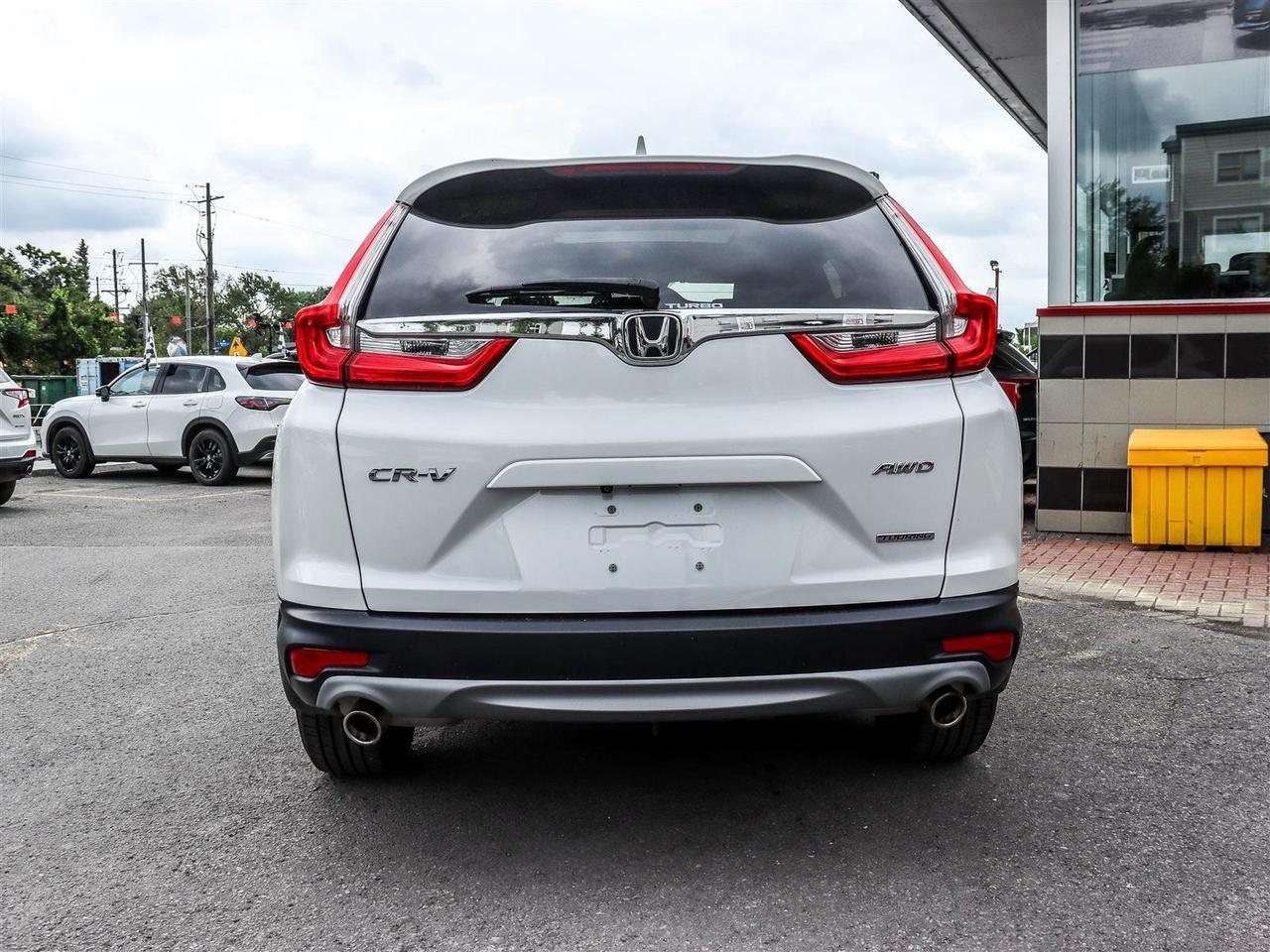 2019 Honda CR-V Touring LEATHER NAVI SUNROOF Photo3