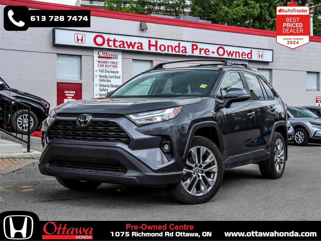 2022 Toyota RAV4 XLE SUNROOF BLUETOOTH APPLE CARPLAY Photo0