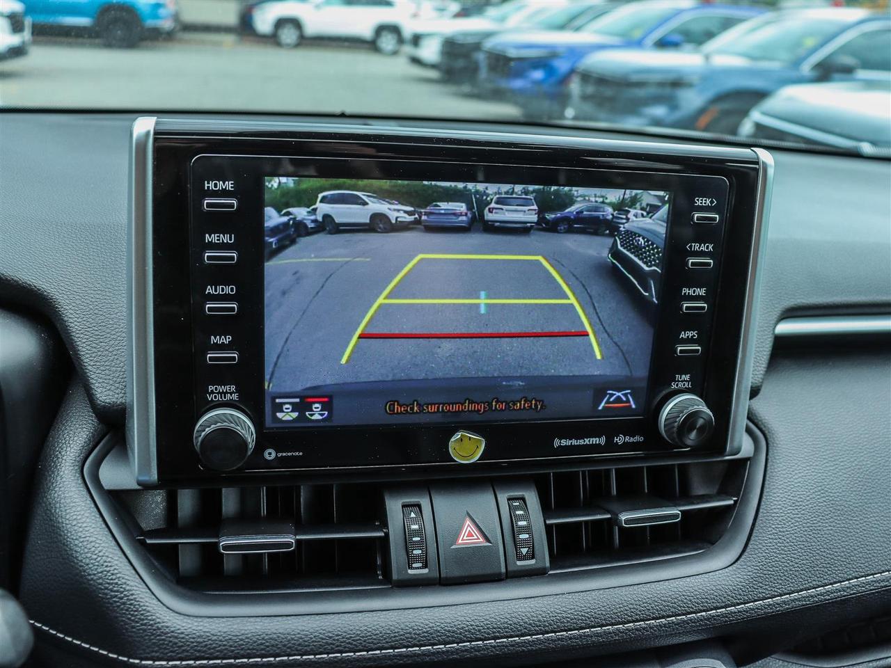 2022 Toyota RAV4 XLE SUNROOF BLUETOOTH APPLE CARPLAY Photo