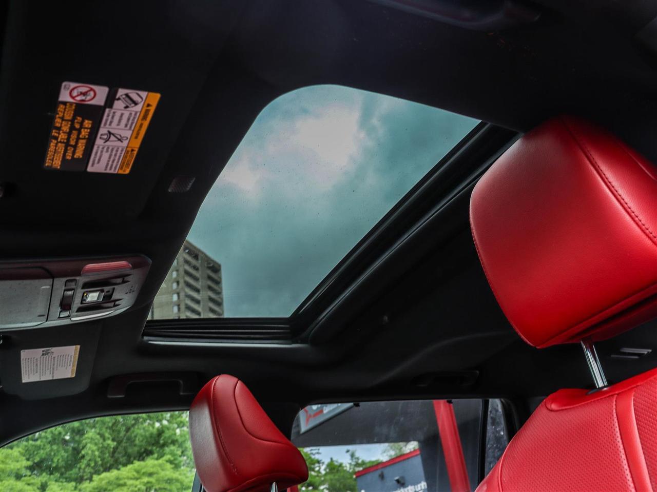 2021 Toyota Highlander XSE SUNROOF LEATHER Photo