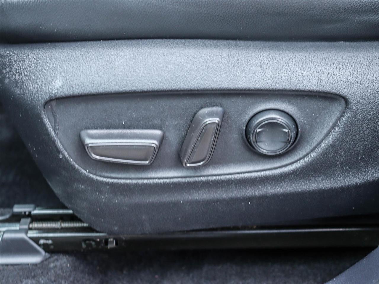 2021 Toyota Highlander XSE SUNROOF LEATHER Photo