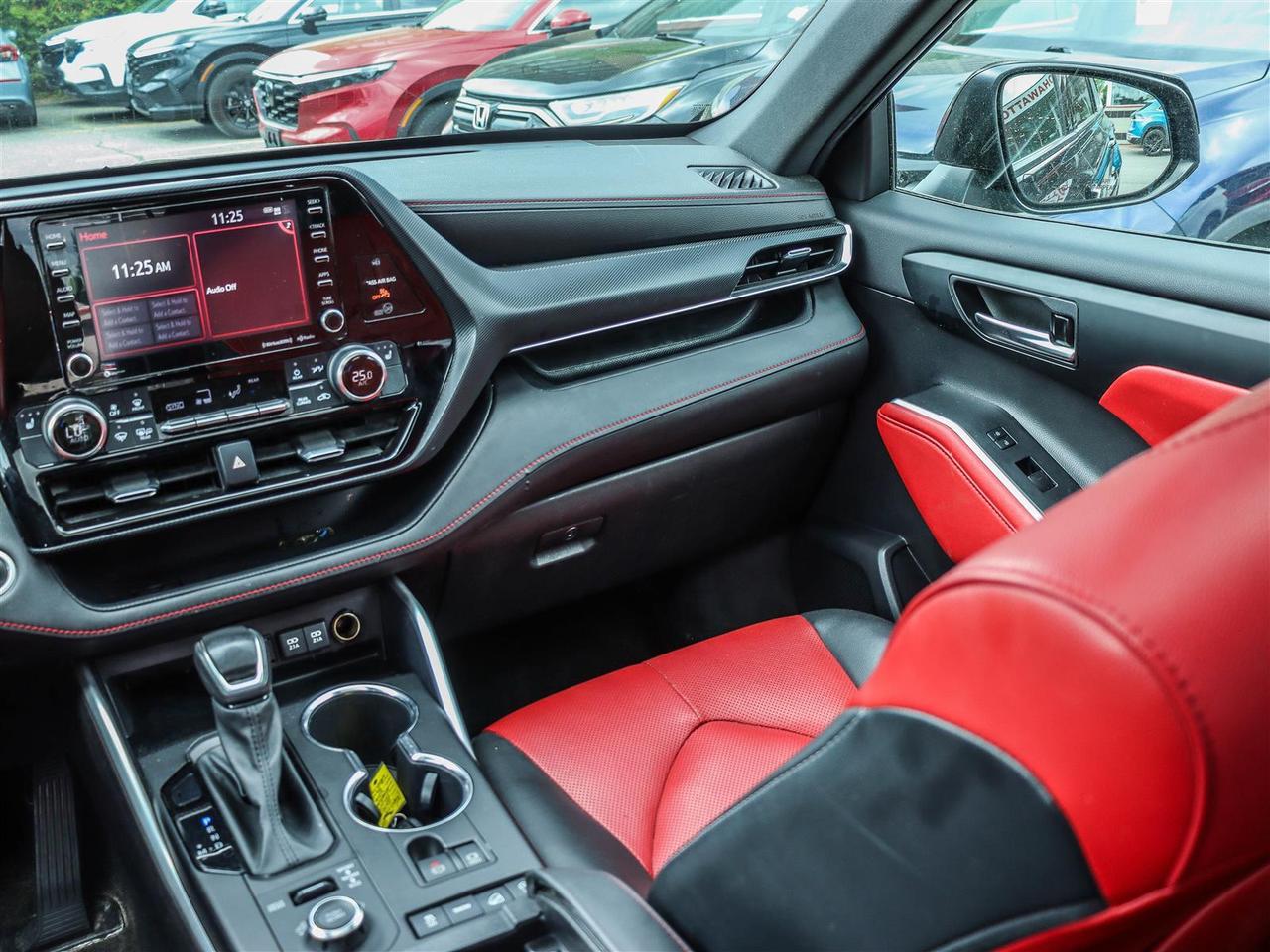 2021 Toyota Highlander XSE SUNROOF LEATHER Photo