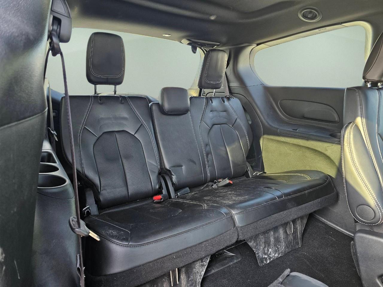 2024 Chrysler Pacifica Touring-L Front-Wheel Drive Passenger Van Photo