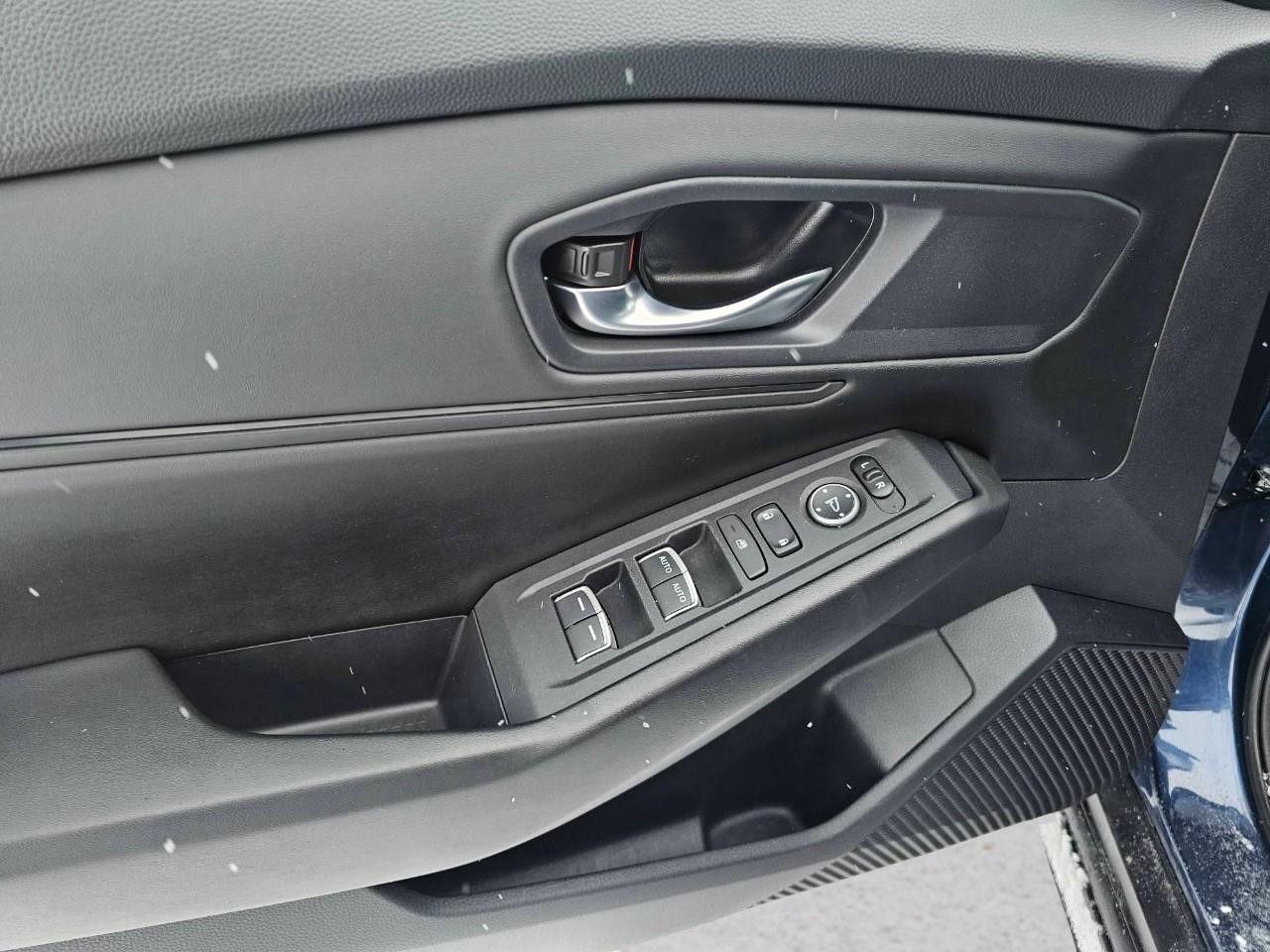 2023 Honda Accord EX 4DR SEDAN Photo