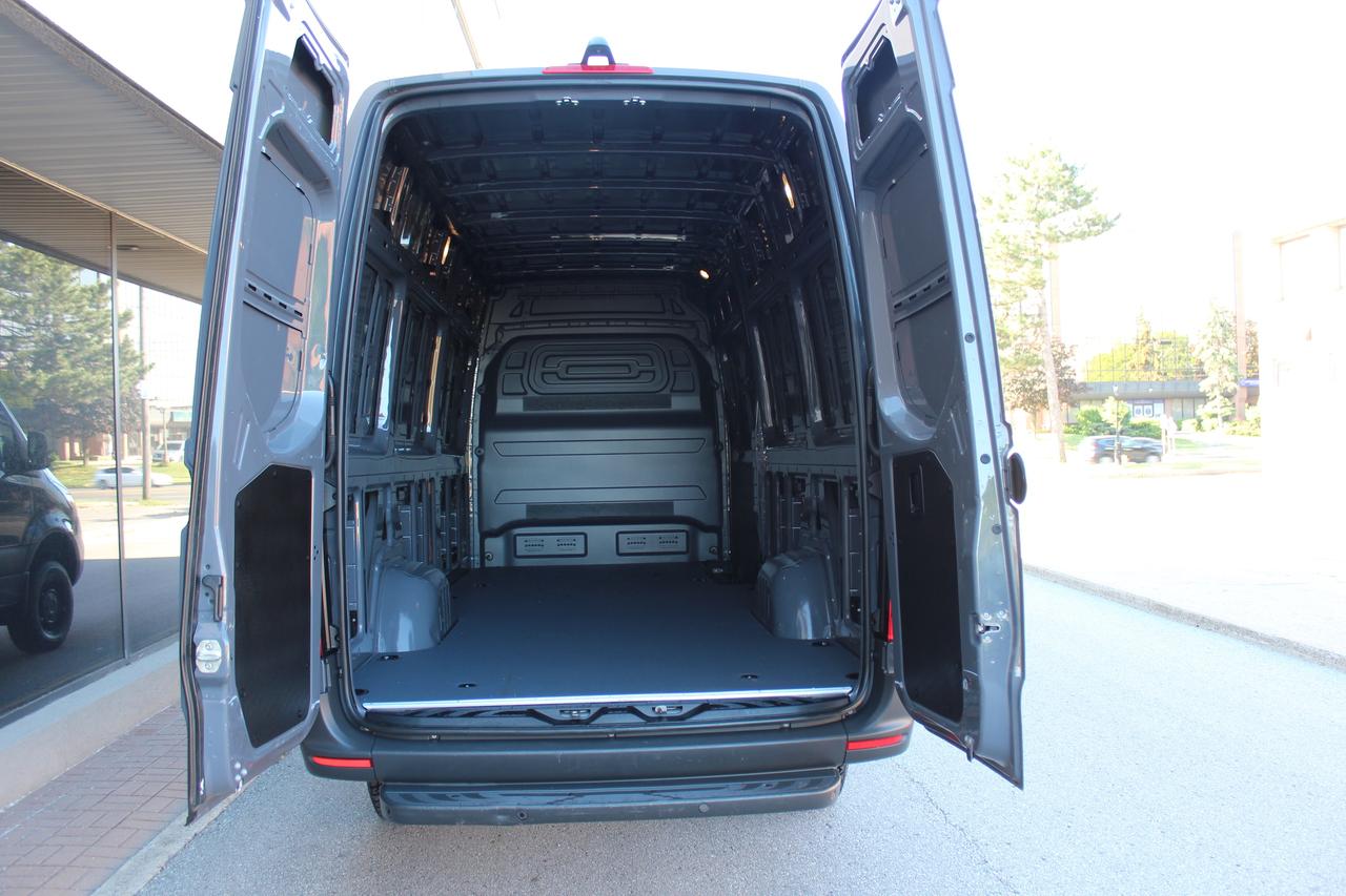 2022 Mercedes-Benz Sprinter Cargo Van 170" - "4X4" - "3.0L DIESEL" - "NAVIGATION" Photo