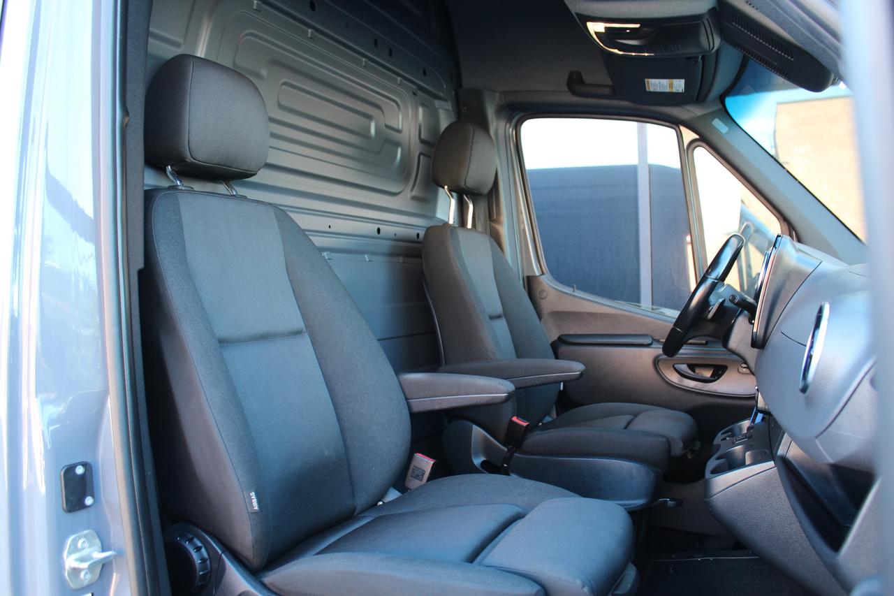 2022 Mercedes-Benz Sprinter Cargo Van 170" - "4X4" - "3.0L DIESEL" - "NAVIGATION" Photo