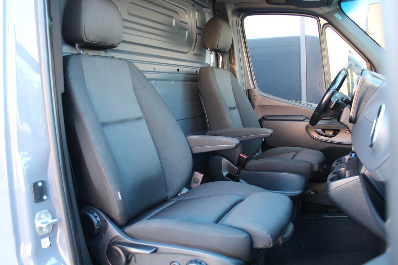 2022 Mercedes-Benz Sprinter Cargo Van 170" - "4X4" - "3.0L DIESEL" - "NAVIGATION" Photo
