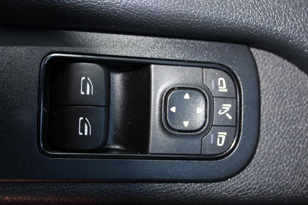 2022 Mercedes-Benz Sprinter Cargo Van 170" - "4X4" - "3.0L DIESEL" - "NAVIGATION" Photo