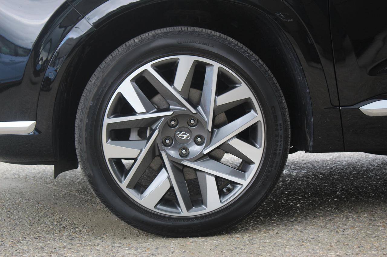 2023 Hyundai Santa Fe Ultimate Calligraphy Photo