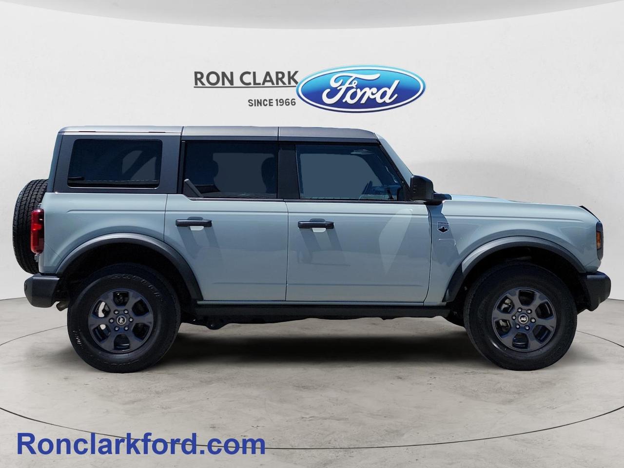 2022 Ford Bronco Big Bend 4dr 4x4 Photo