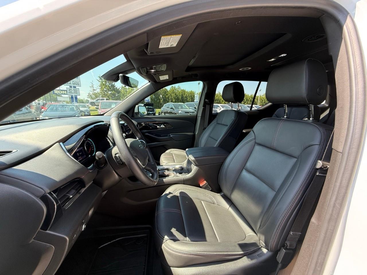 2022 Chevrolet Traverse RS All-Wheel Drive Photo