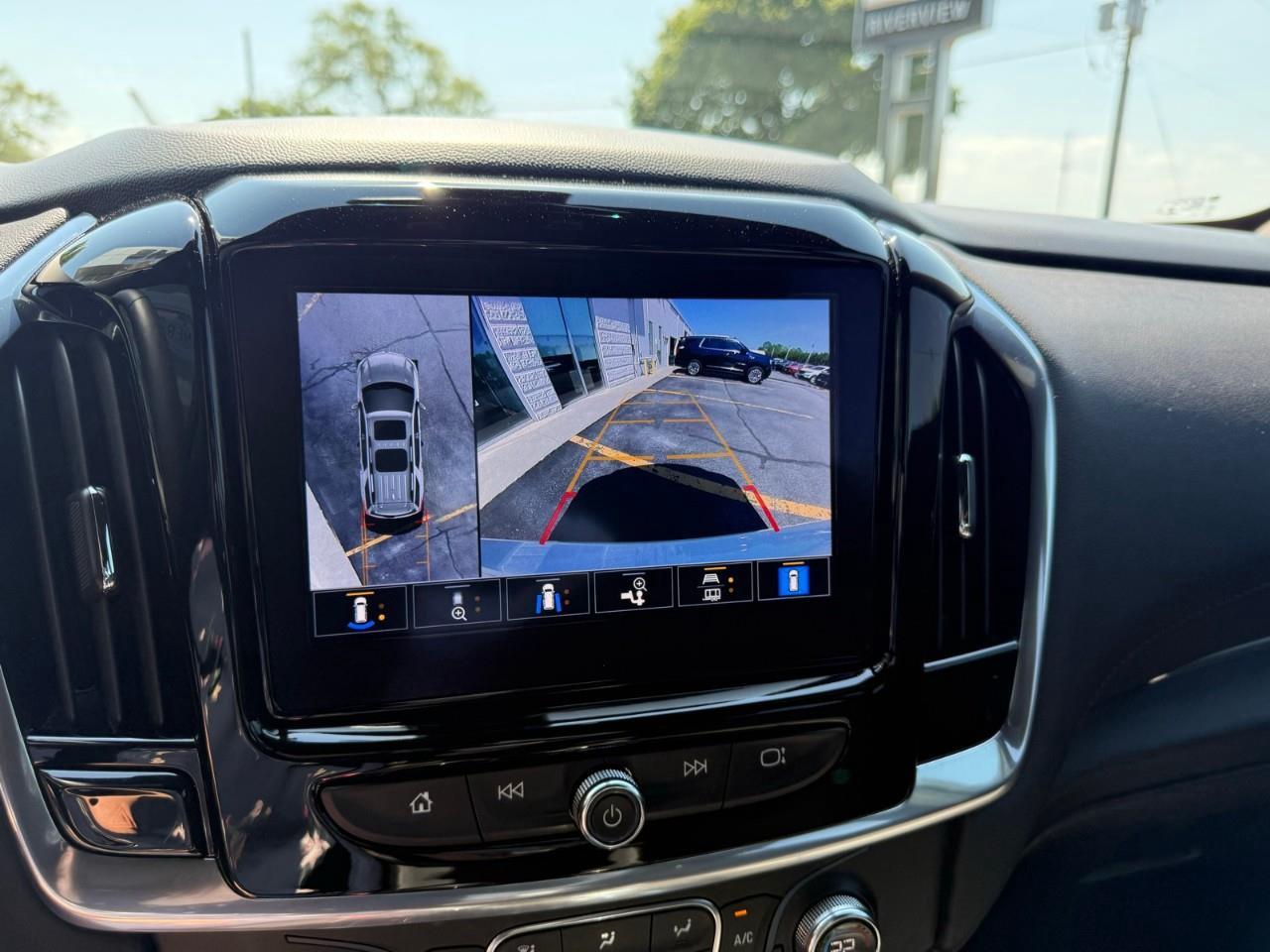 2022 Chevrolet Traverse RS All-Wheel Drive Photo