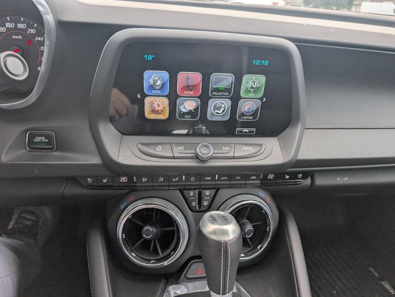 2016 Chevrolet Camaro 2dr Cpe 2SS Photo