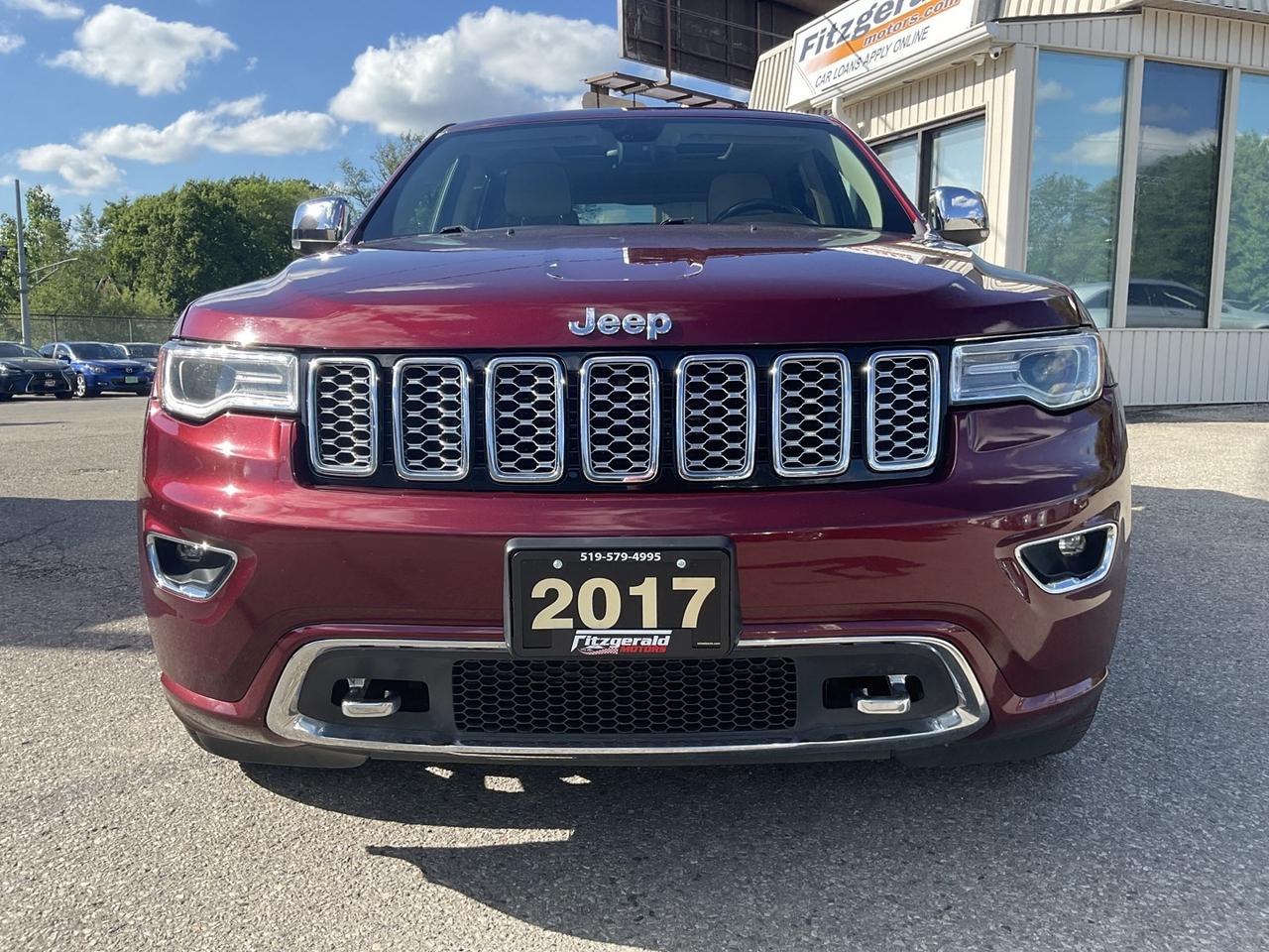 2017 Jeep Grand Cherokee Overland 4WD - LEATHER! NAV! BACK-UP CAM! PANO ROO Photo