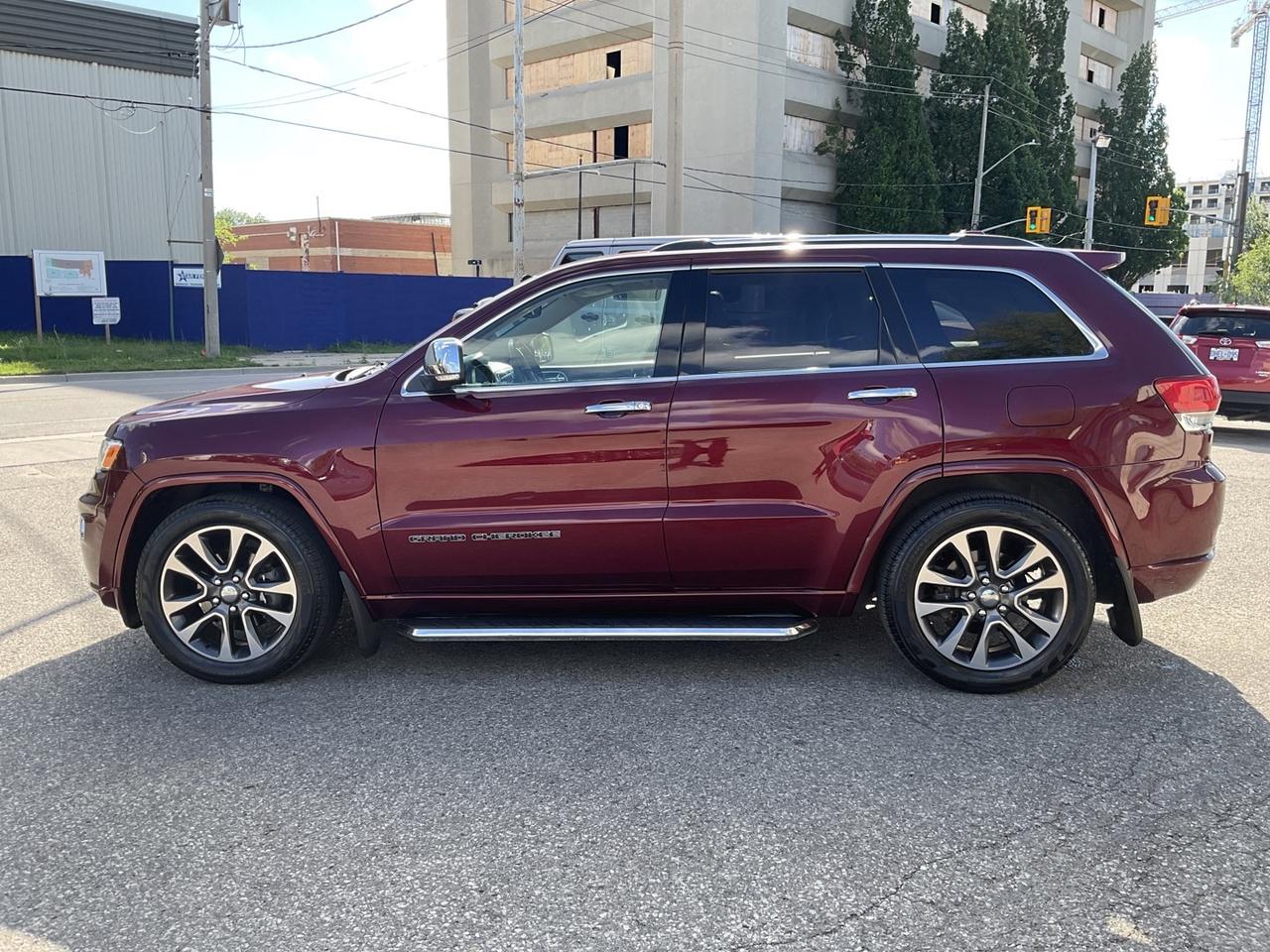 2017 Jeep Grand Cherokee Overland 4WD - LEATHER! NAV! BACK-UP CAM! PANO ROO Photo