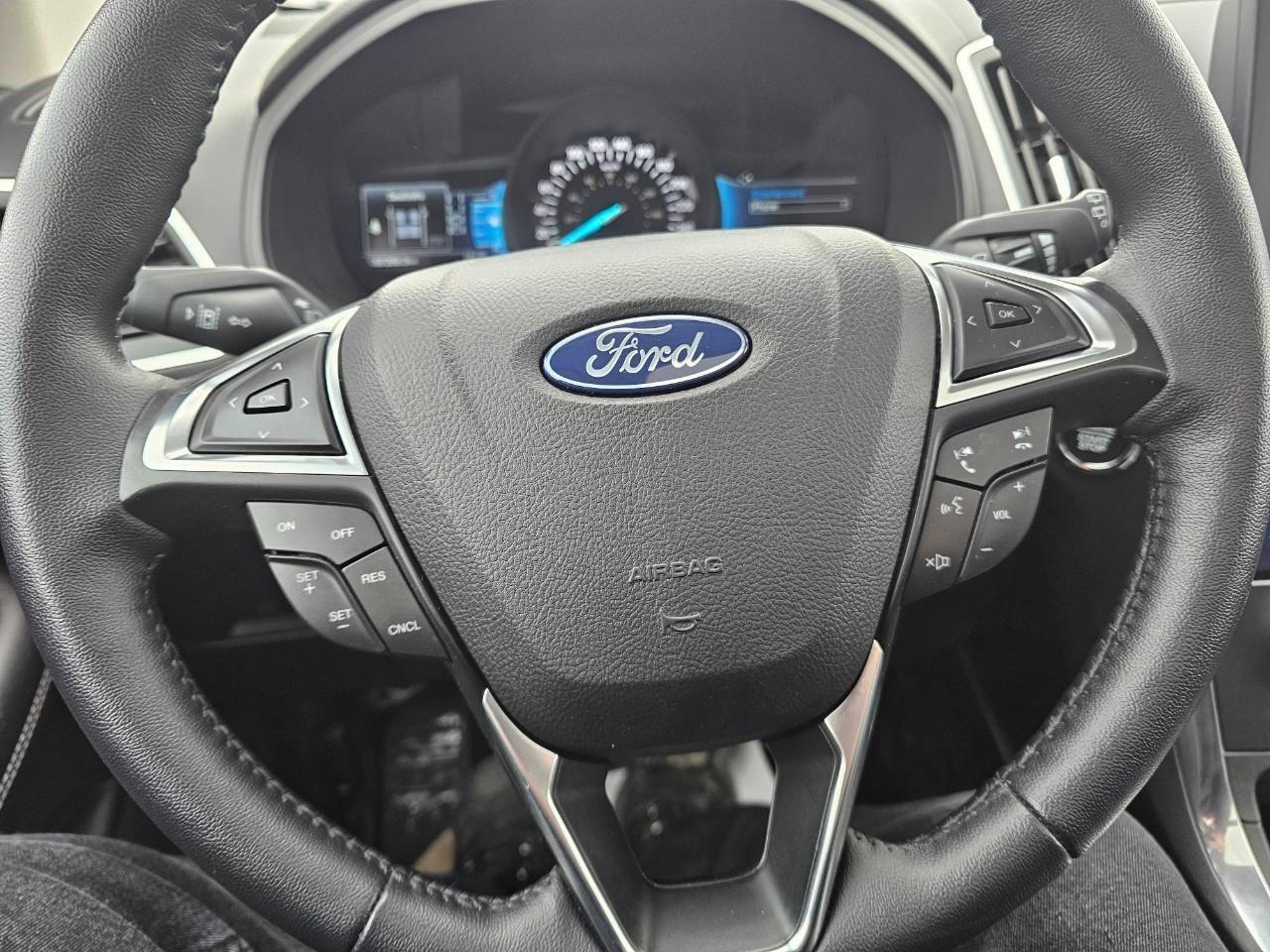 2024 Ford Edge TITANIUM 4DR ALL-WHEEL DRIVE Photo