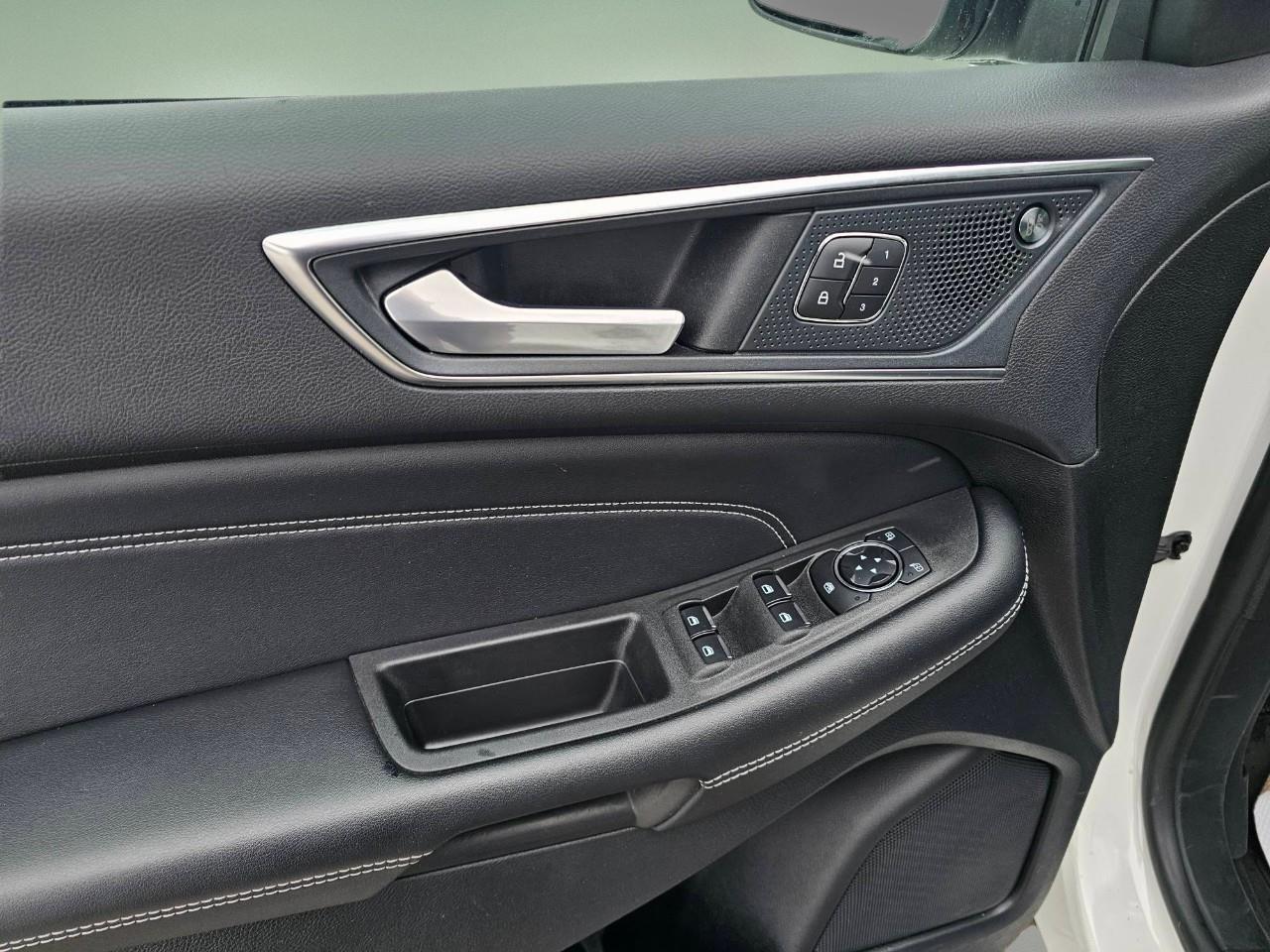 2024 Ford Edge TITANIUM 4DR ALL-WHEEL DRIVE Photo