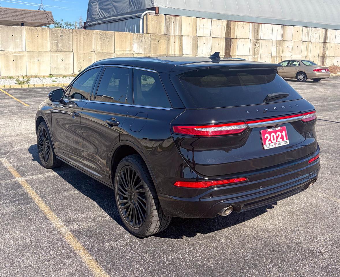 2021 Lincoln Corsair Reserve 4dr All-Wheel Drive Photo3