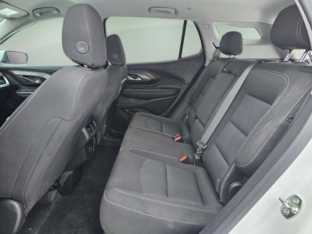 2024 GMC Terrain SLE 4dr All-Wheel Drive Photo