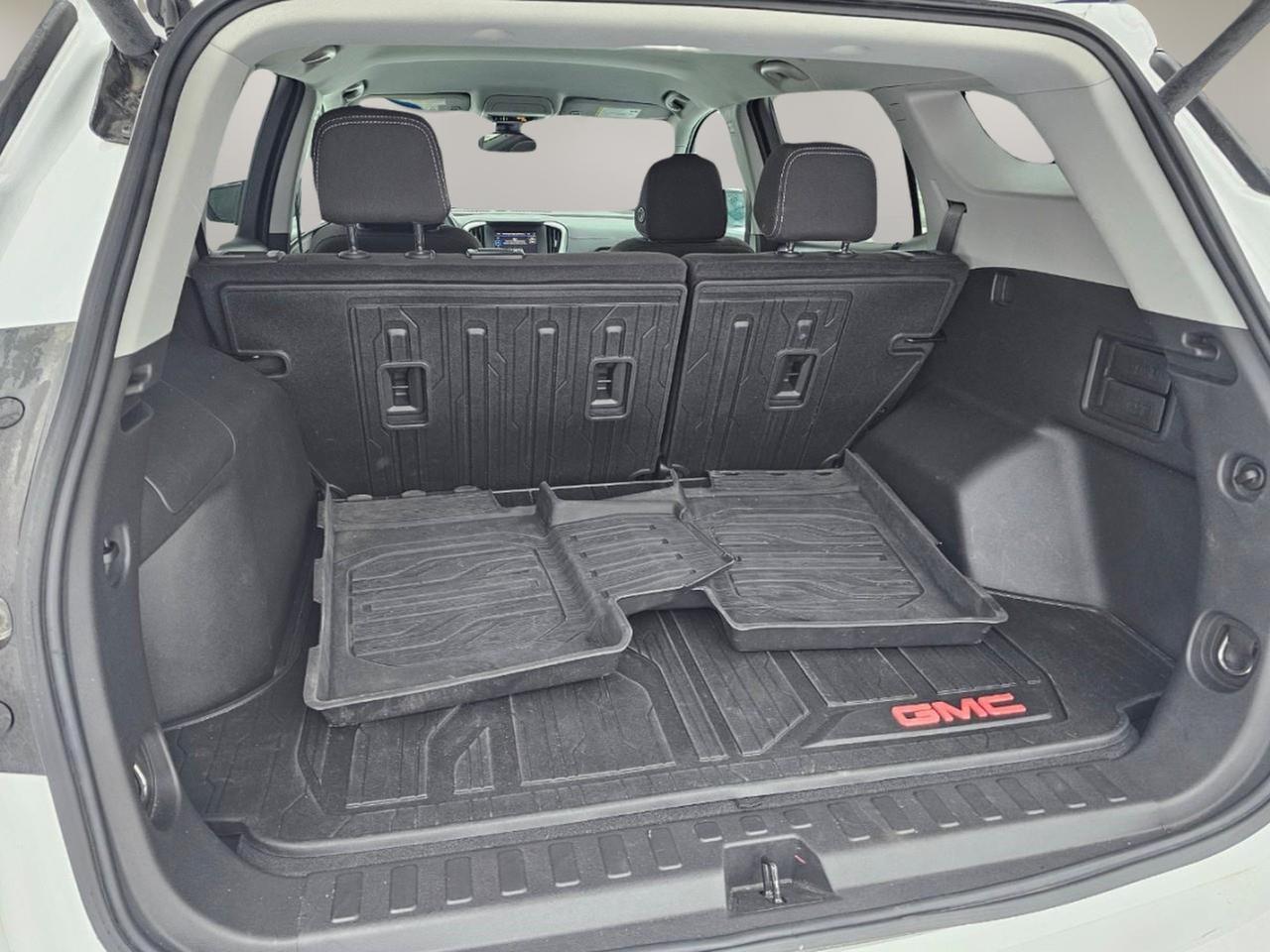 2024 GMC Terrain SLE 4dr All-Wheel Drive Photo