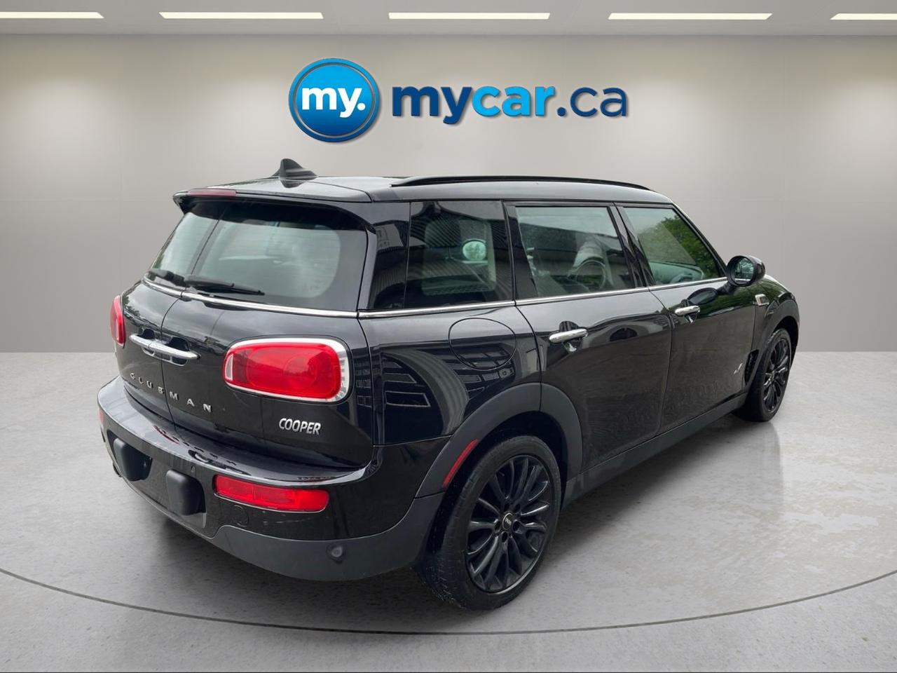 2018 MINI Clubman Cooper 4dr ALL4 Photo