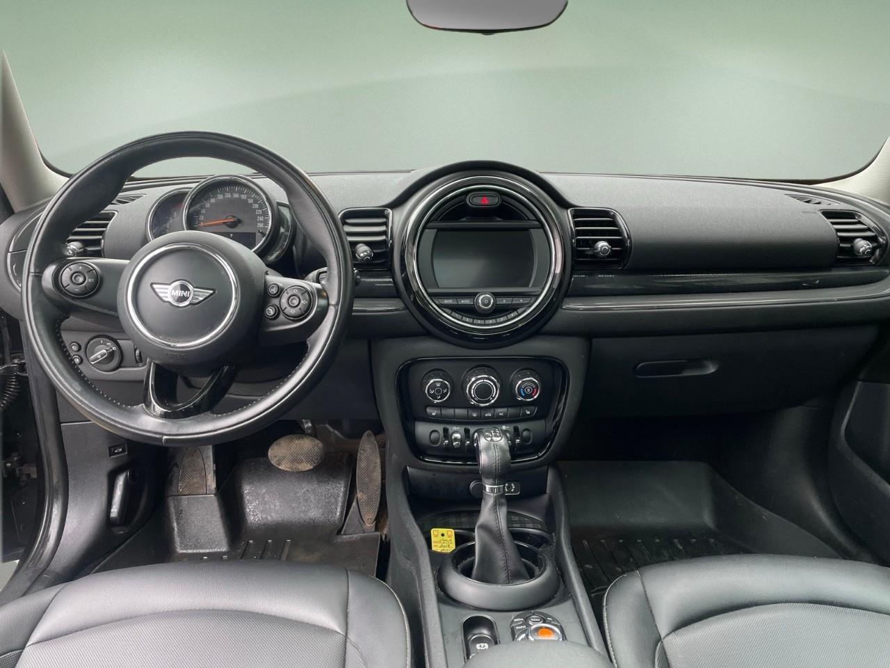 2018 MINI Clubman Cooper 4dr ALL4 Photo