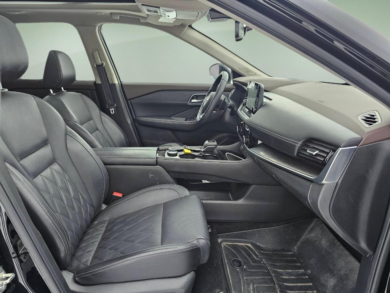 2023 Nissan Rogue Platinum 4dr All-Wheel Drive Sport Utility Photo