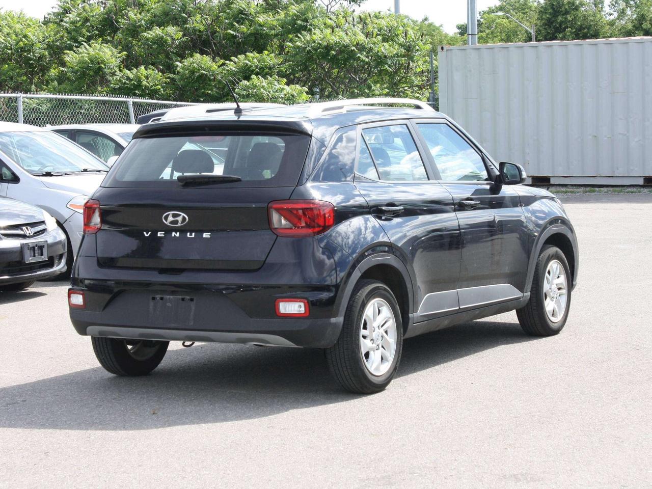 2025 Hyundai Venue Preferred IVT Photo