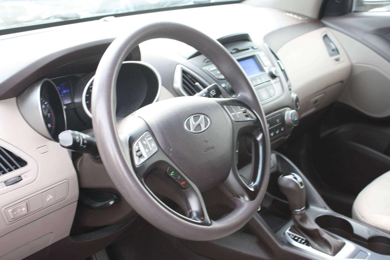 2015 Hyundai Tucson FWD 4DR AUTO GL Photo