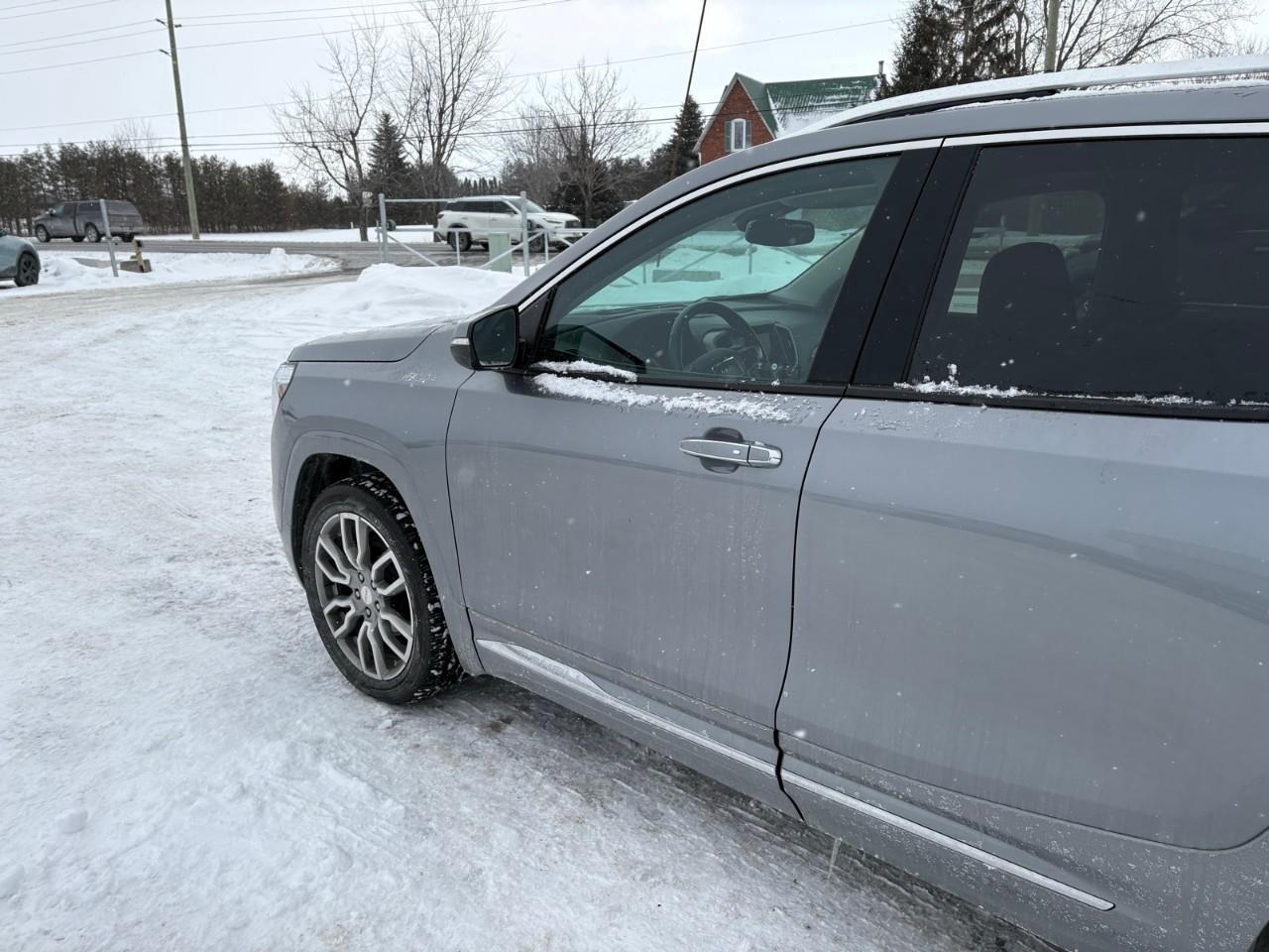 2024 GMC Terrain Denali 4dr All-Wheel Drive Photo