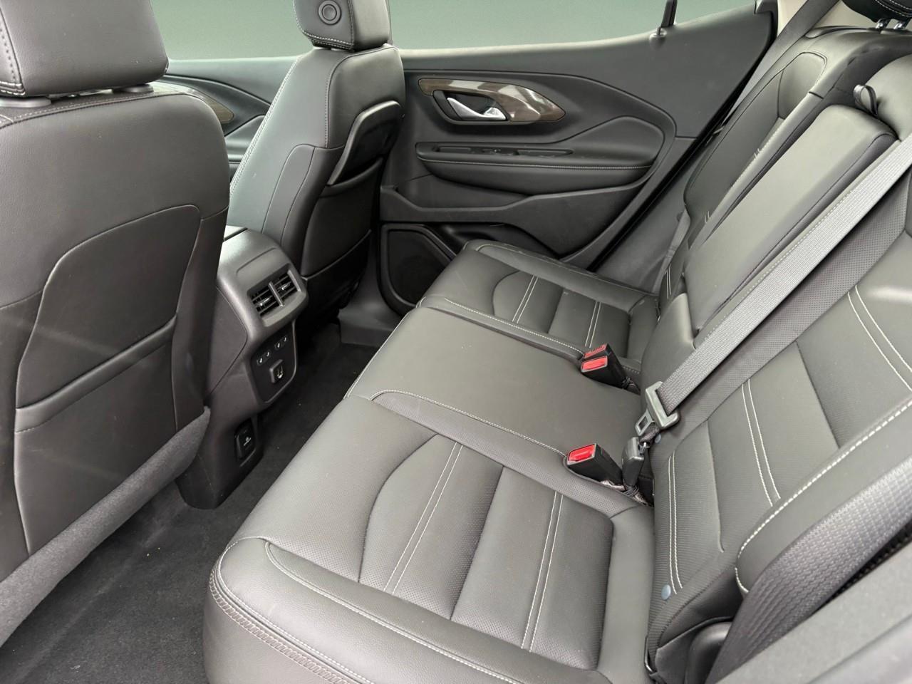 2024 GMC Terrain Denali 4dr All-Wheel Drive Photo