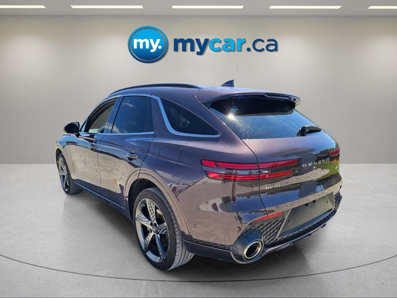 2022 Genesis GV70  Photo4