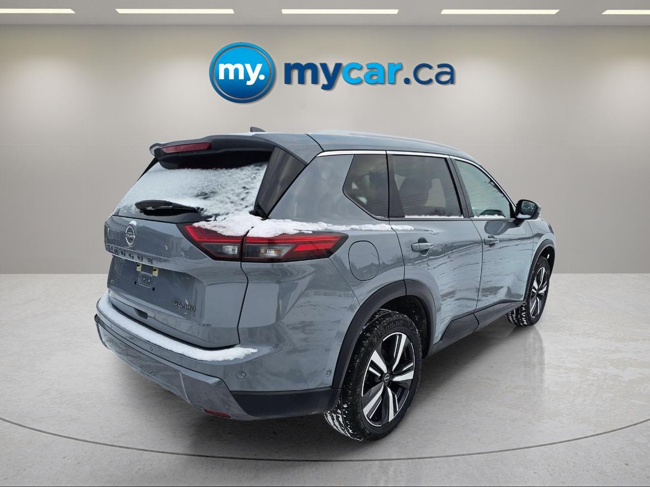 2024 Nissan Rogue SL 4dr All-Wheel Drive Sport Utility Photo4